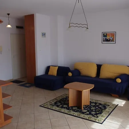 Studio Lwowska Apartment *